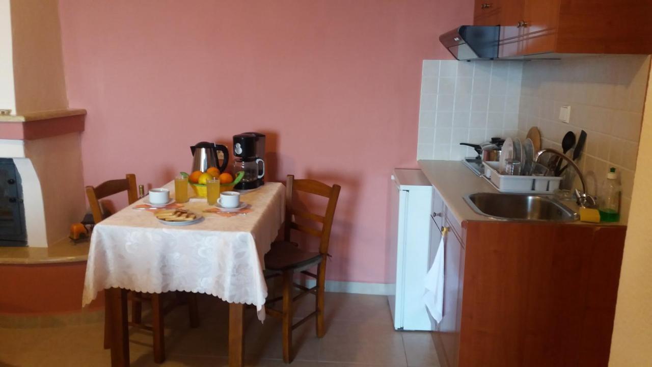 Alkmini Hotel Agios Dimitrios  Luaran gambar