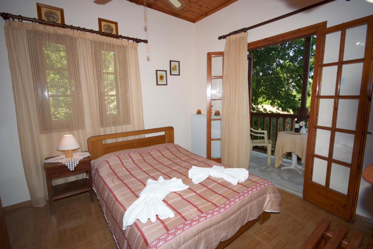 Alkmini Hotel Agios Dimitrios  Luaran gambar